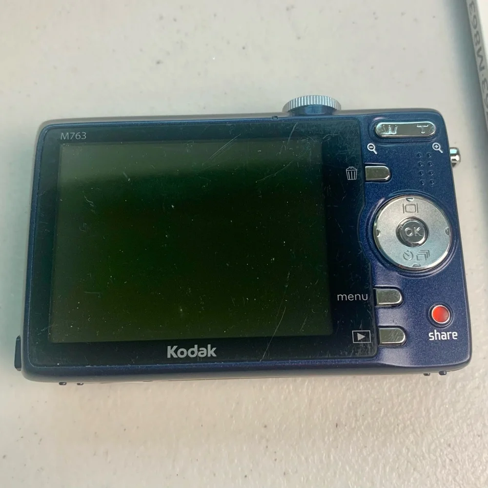 Kodak Easy Share M763 Digital Camera Untested